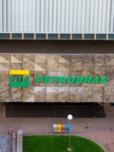 Descubra quais são os fundos que mais investem na Petrobras (PETR4)