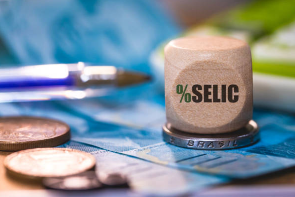 Selic a 15%: 3 fundos que podem se destacar com juros altos