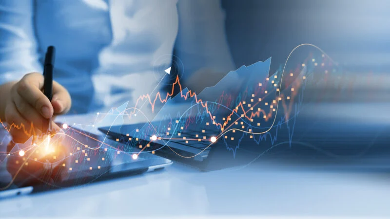 SNME11 amplia exposição a FIIs e reforça estratégia de ganhos em meio à recuperação do mercado